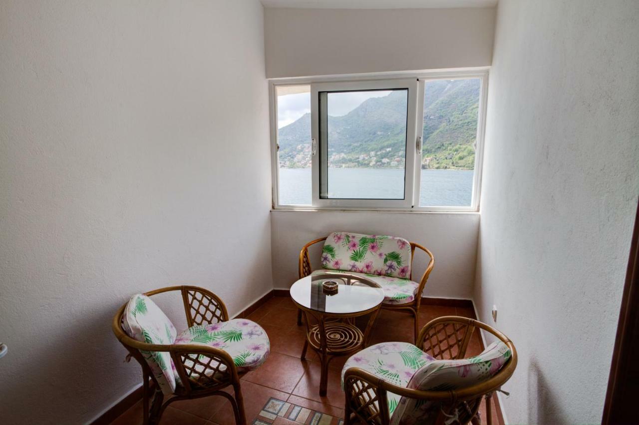 Apartmani Vesna Tivat Exterior photo