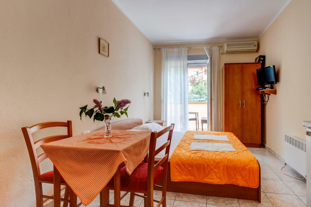 Apartmani Vesna Tivat Exterior photo