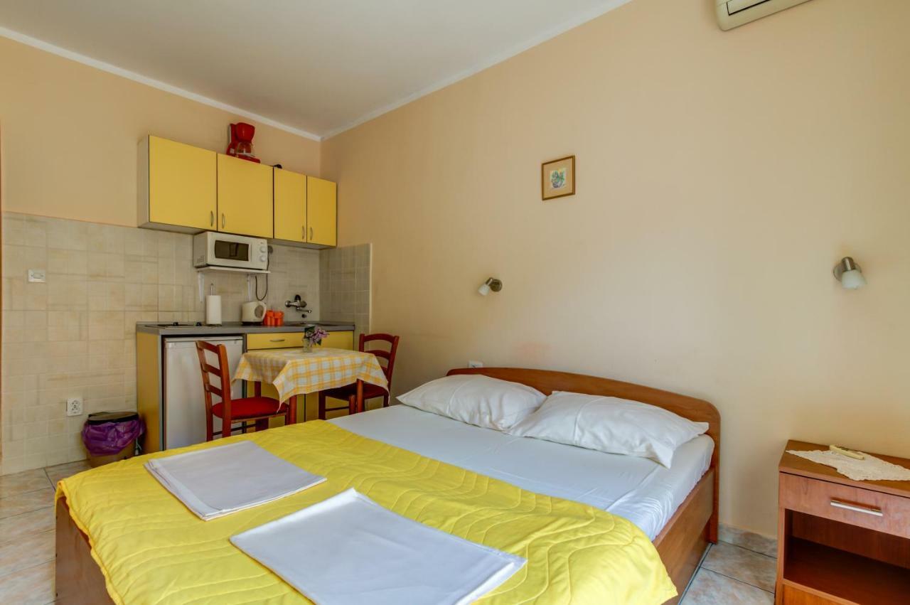 Apartmani Vesna Tivat Exterior photo