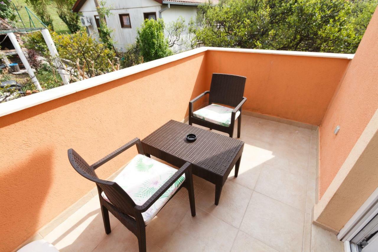 Apartmani Vesna Tivat Exterior photo