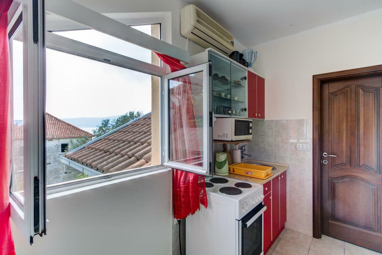 Apartmani Vesna Tivat Exterior photo